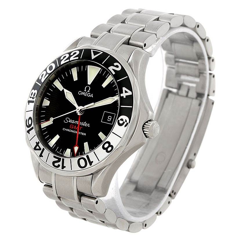 The stainless steel fake watch has a white and black bezel.